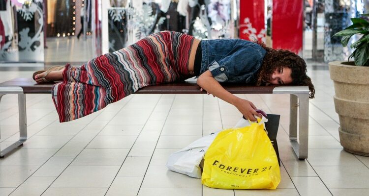 1722664116 482 مصرف جبرانی راهی پیچیده برای ناکامی دادن تنهایی آیندگان