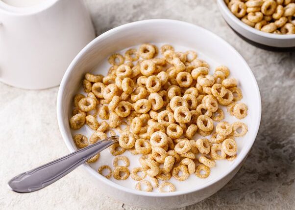 1723528570 158 ۱۵ ایده صبحانه برای افت وزن سالم ۴ مسئله