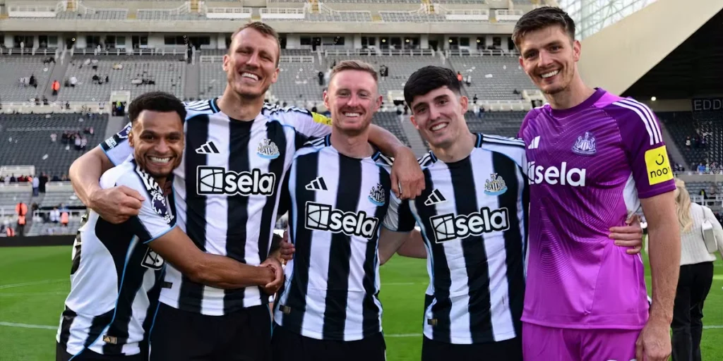 کیت تیم نیوکاسل