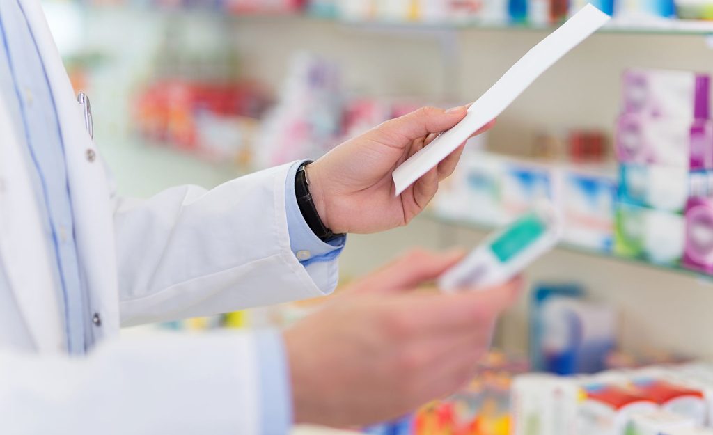 نرم‌افزار داروخانه چیست و چه مزایایی دارد؟