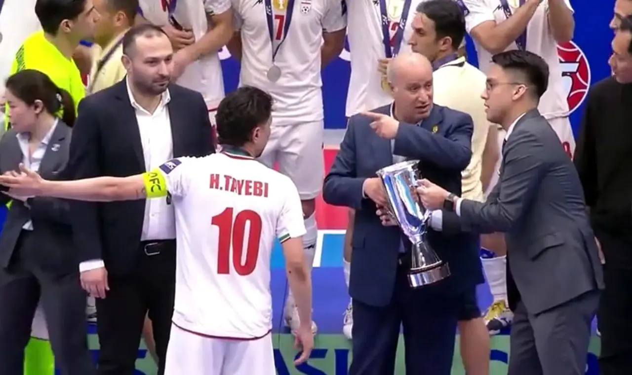 تصاویر دلخوری و قهر در جشن قهرمانی تیم ملی فوتسال