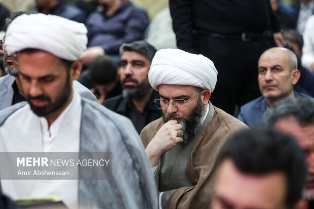 مراسم ترحیم فرزند لطف‌الله فروزنده در مسجد امام صادق برگزار شد