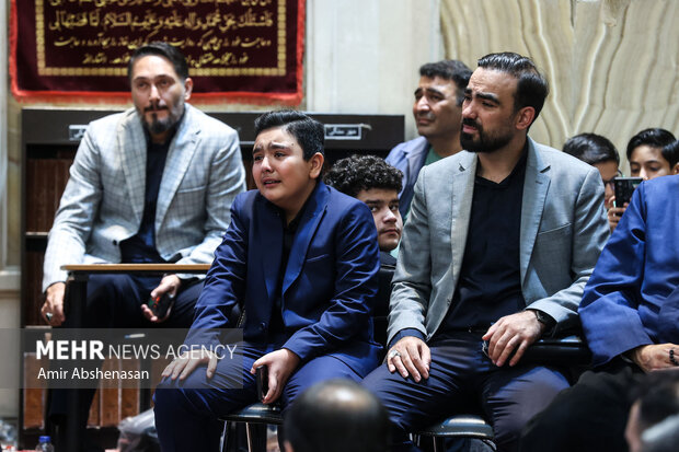 مراسم ترحیم فرزند لطف‌الله فروزنده در مسجد امام صادق برگزار شد