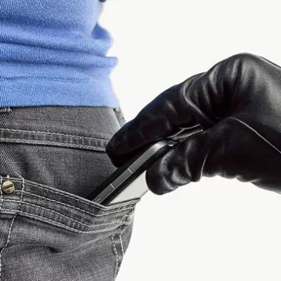 درخواست پارلمان بریتانیا از غول‌های فناوری برای مقابله با سرقت گوشی