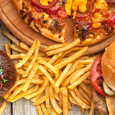مصرف هر ۱۰۰ گرم غذاهای فرآوریشده خطر بیماریهای مزمن را تا ۱۴ درصد افزایش میدهد
