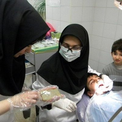 بهداشتکار دهان و دندان
