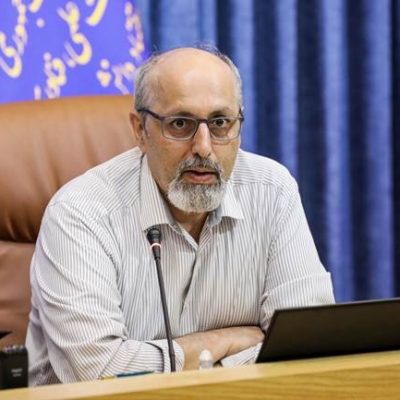 معلمان در کلاس‌های هوشمند با ابزارهای هوش مصنوعی