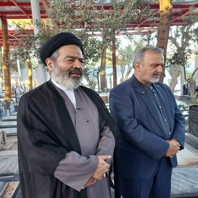 ادای احترام مسئولان بعثه و سازمان حج به شهدای مکه و منا