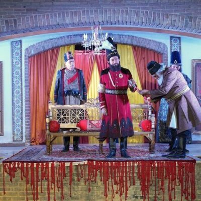 نمایش قائم مقام فراهانی در باغ نگارستان؛ تئاتر بهعنوان چراغ و آینه