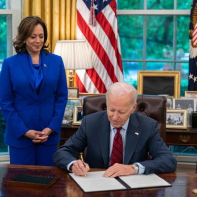 اپل، گوگل و غول‌های فناوری به دنبال توسعه هوش مصنوعی مسئولانه