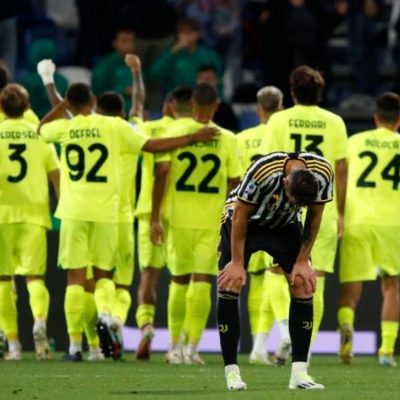 توصیه مربی به مدافع پراشتباه: به زمین برو و آرام باش!