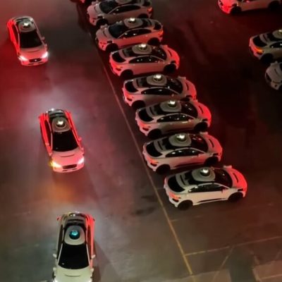 تاکسی‌های خودران وایمو