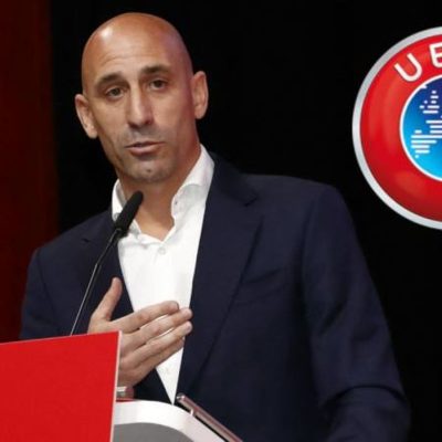 رئیس جنجالی به زور وادار به استعفا شد!