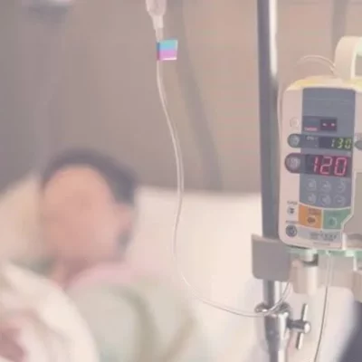 سازمان غذا و داروی آمریکا اولین آزمایش خون برای ده‌ها سرطان ارثی را تأیید کرد