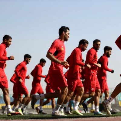 عکس یادگاری ستاره‌های پرسپولیس با هوادار خاص