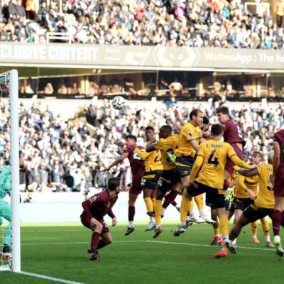 هیچ مدافعی در جهان با ضربه‌ای زیباتر از این وجود ندارد!‌