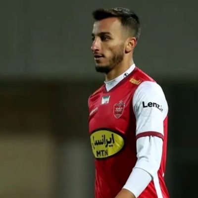 پرداخت هزینه عمل رباط توسط  گل محمدی