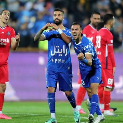 گزارش زنده: استقلال 4 - نساجی صفر، پاسخ جانانه به سپاهان