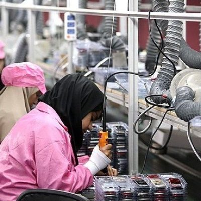 ۱۰۰ شرکت تولید موبایل تسهیلات گرفتند؛ حالا صدور مجوز دقیق‌تر و آهسته‌تر می‌شود